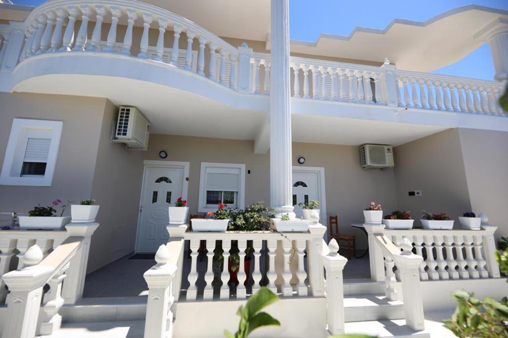 Guest House Narta Vlore Ngoại thất bức ảnh