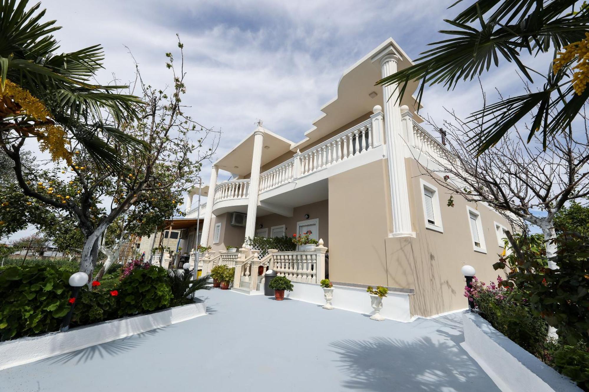 Guest House Narta Vlore Ngoại thất bức ảnh