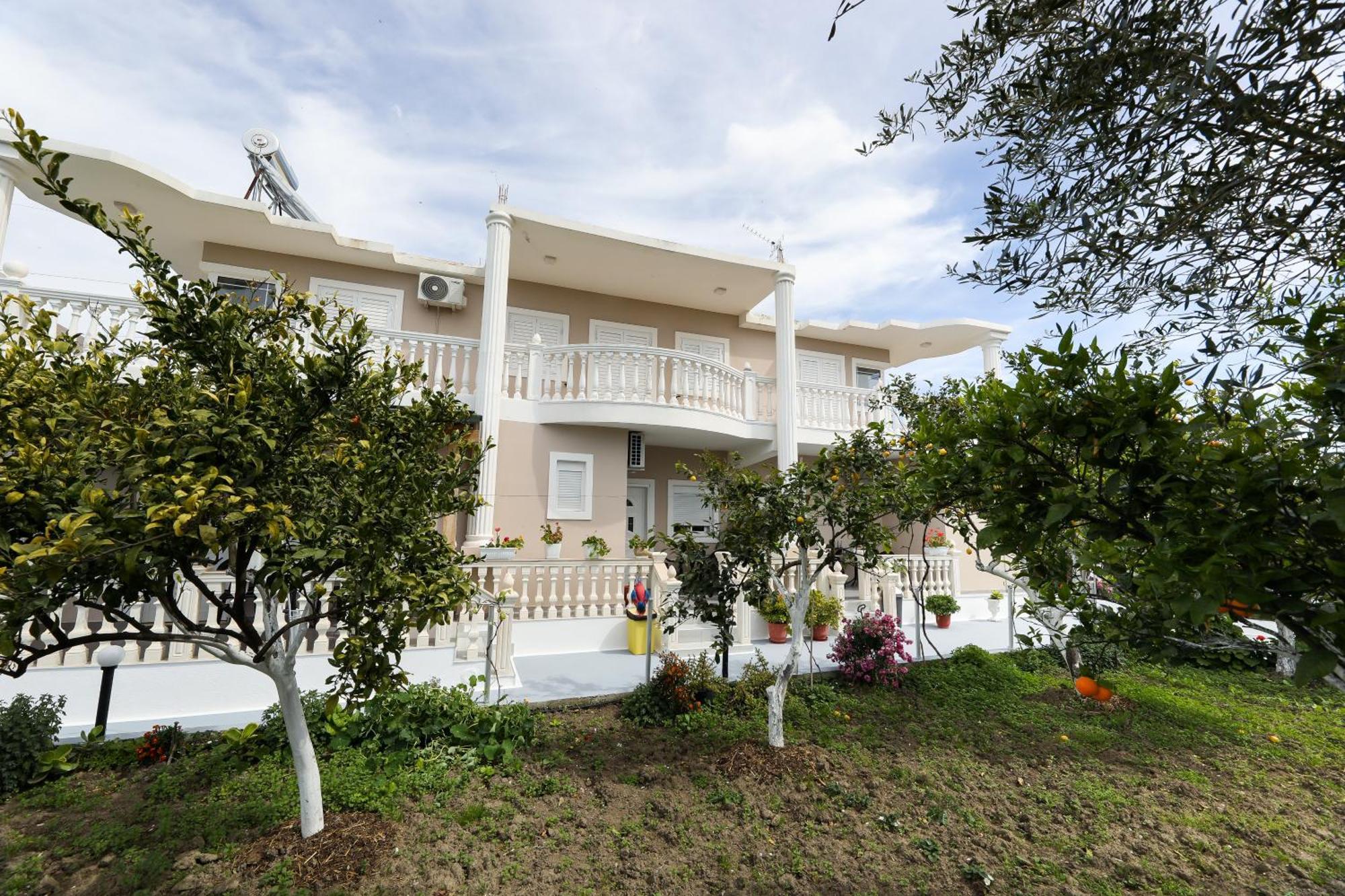 Guest House Narta Vlore Ngoại thất bức ảnh