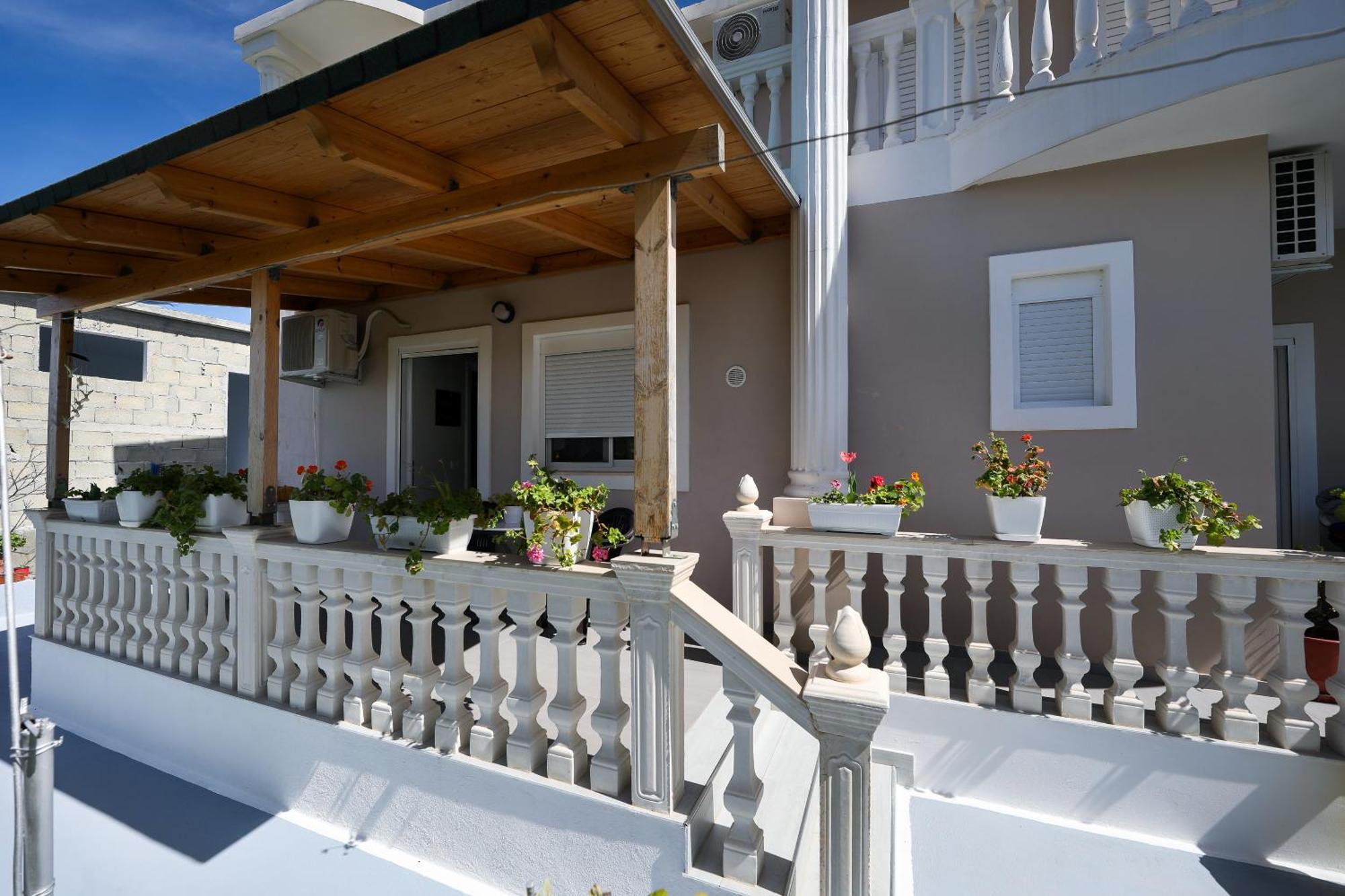 Guest House Narta Vlore Ngoại thất bức ảnh