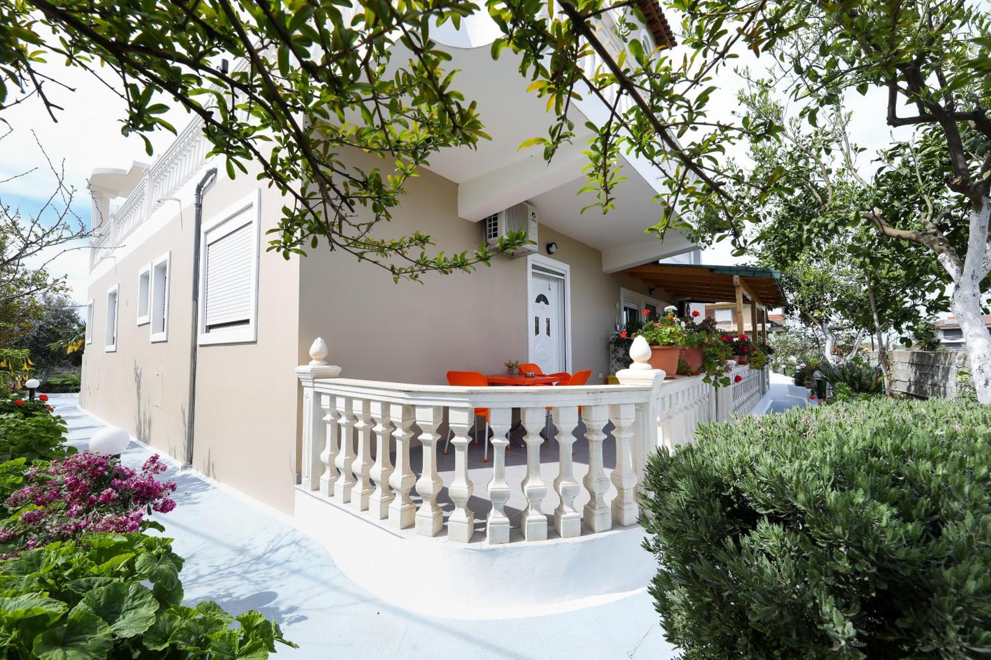 Guest House Narta Vlore Ngoại thất bức ảnh