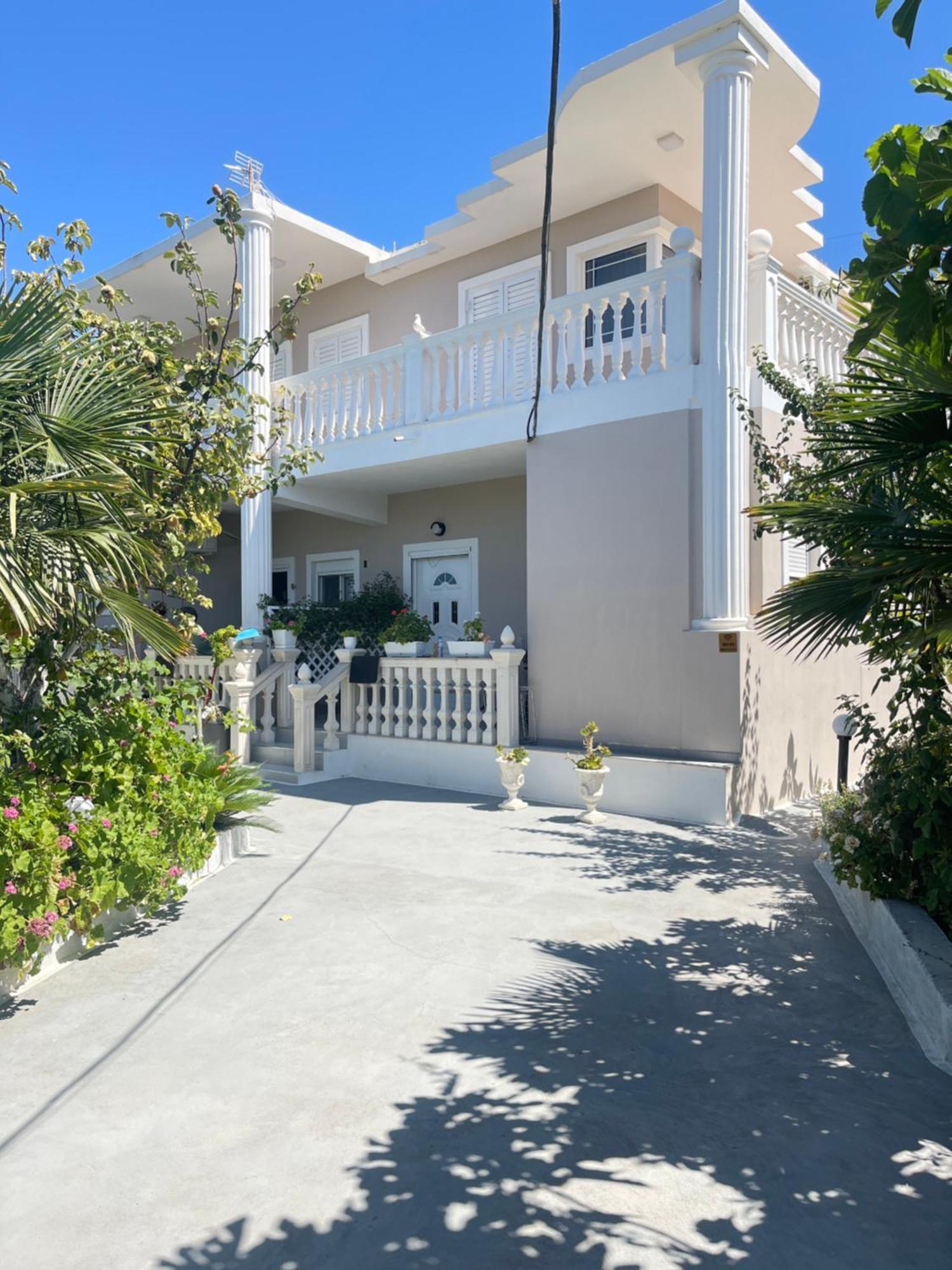 Guest House Narta Vlore Ngoại thất bức ảnh