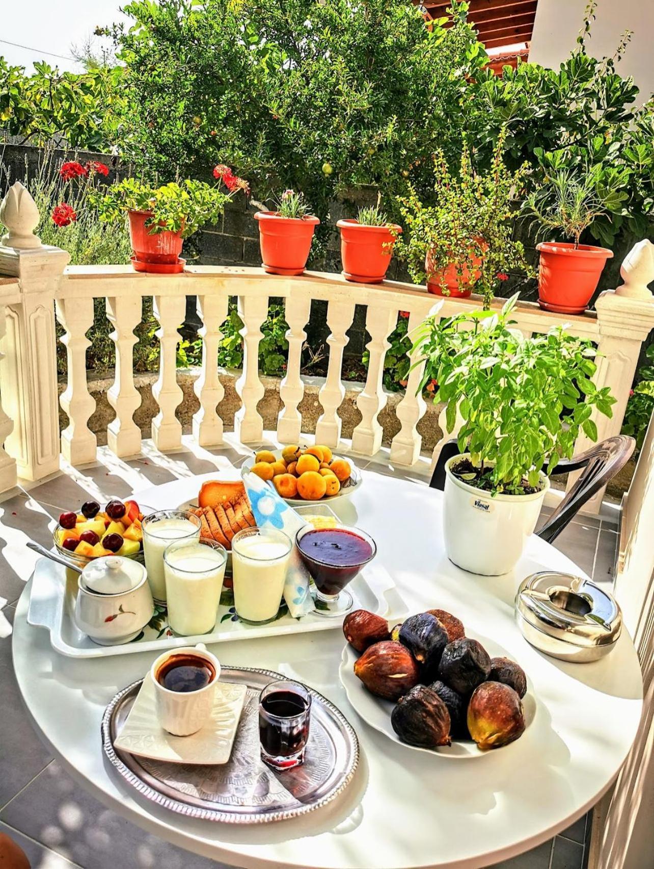 Guest House Narta Vlore Ngoại thất bức ảnh